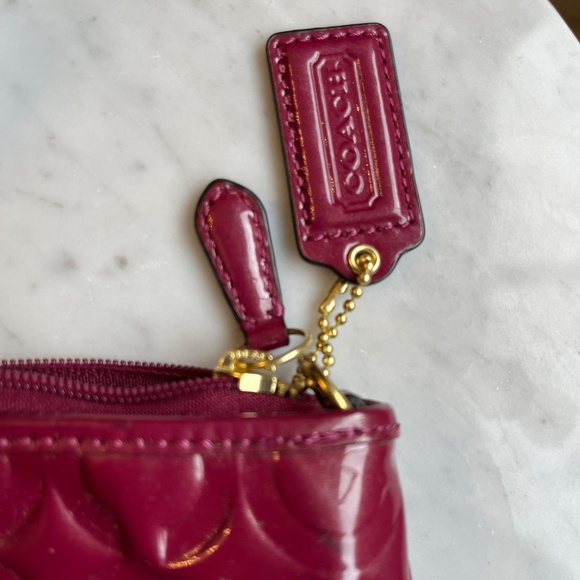 Coach fucschia patent wristlet, 9 x 5.5 in. - Picture 2 of 16